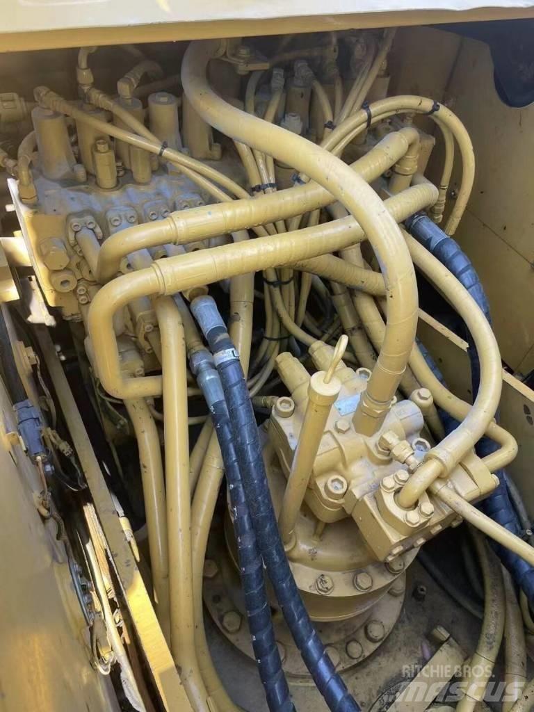 CAT 325 C Pelle sur chenilles