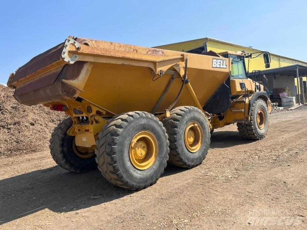 Bell B30E Tombereau articulé