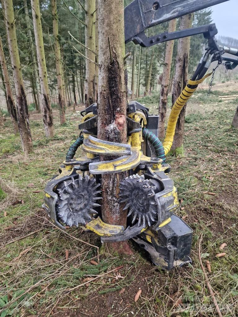John Deere 1270 E Abatteuse