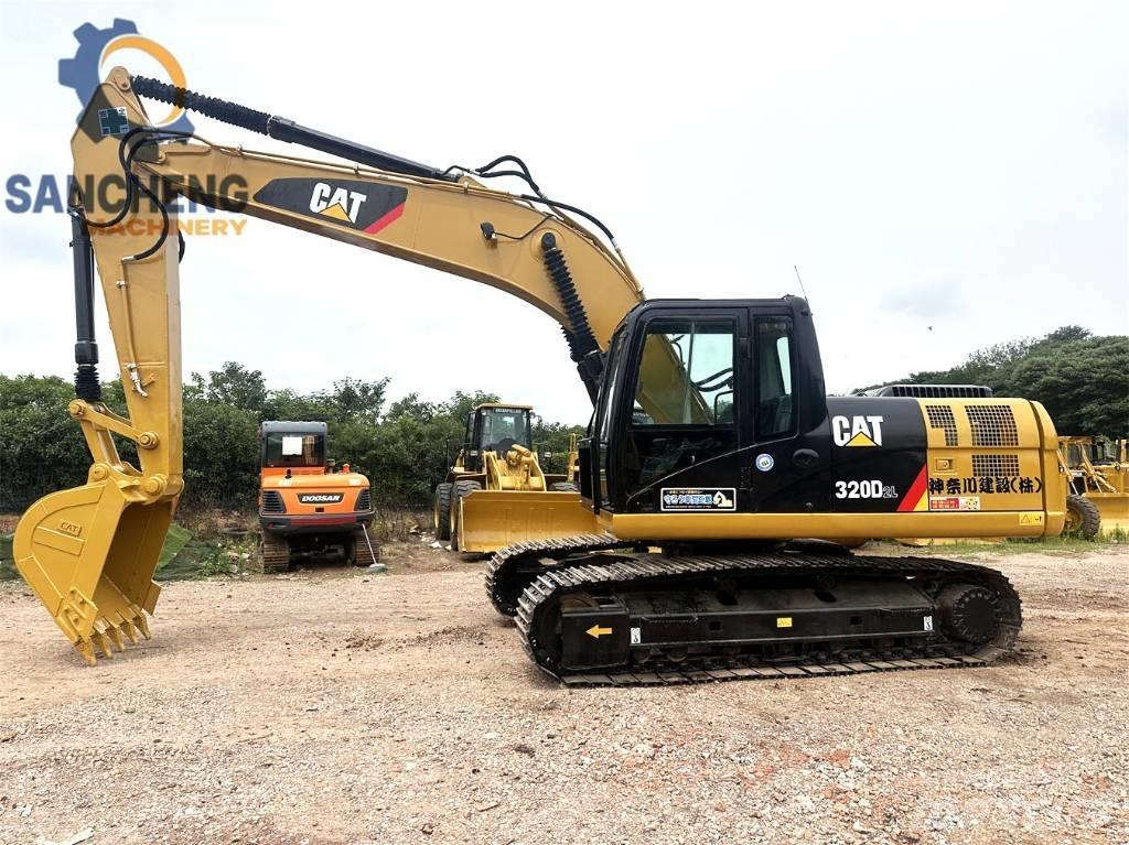 CAT 320 D2L Pelle sur chenilles