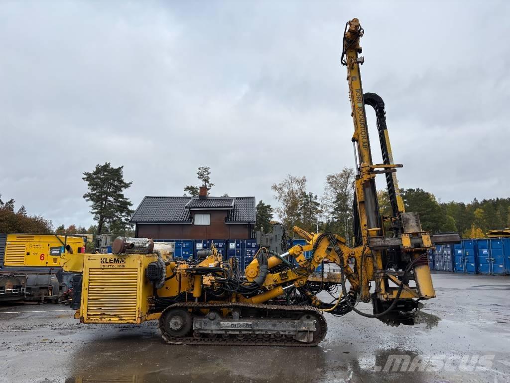 Klemm KR805-2 Pelle enfonce-pieux