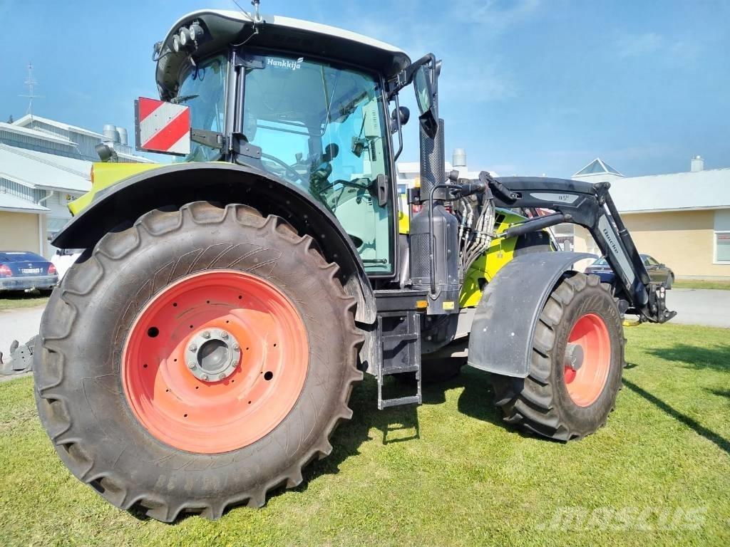 CLAAS Arion 650 Tracteur
