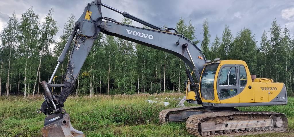 Volvo EC 210 LC Pelle sur chenilles