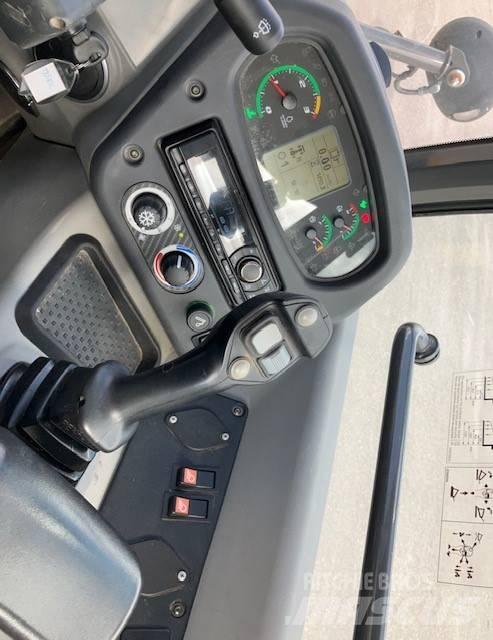 New Holland W70c Chargeuse sur pneus