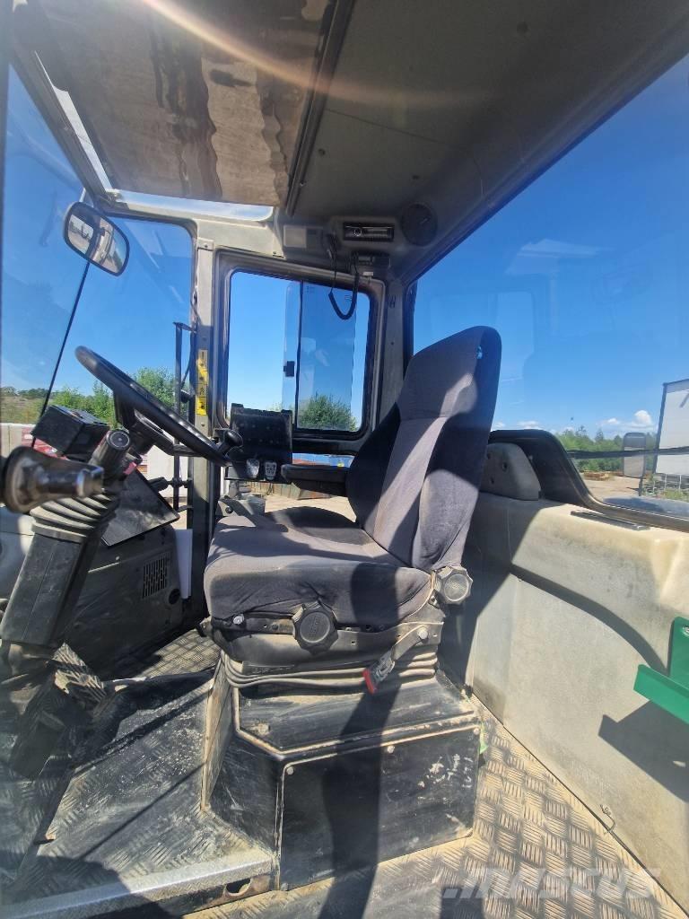 SMV 32-1200B Chariots diesel