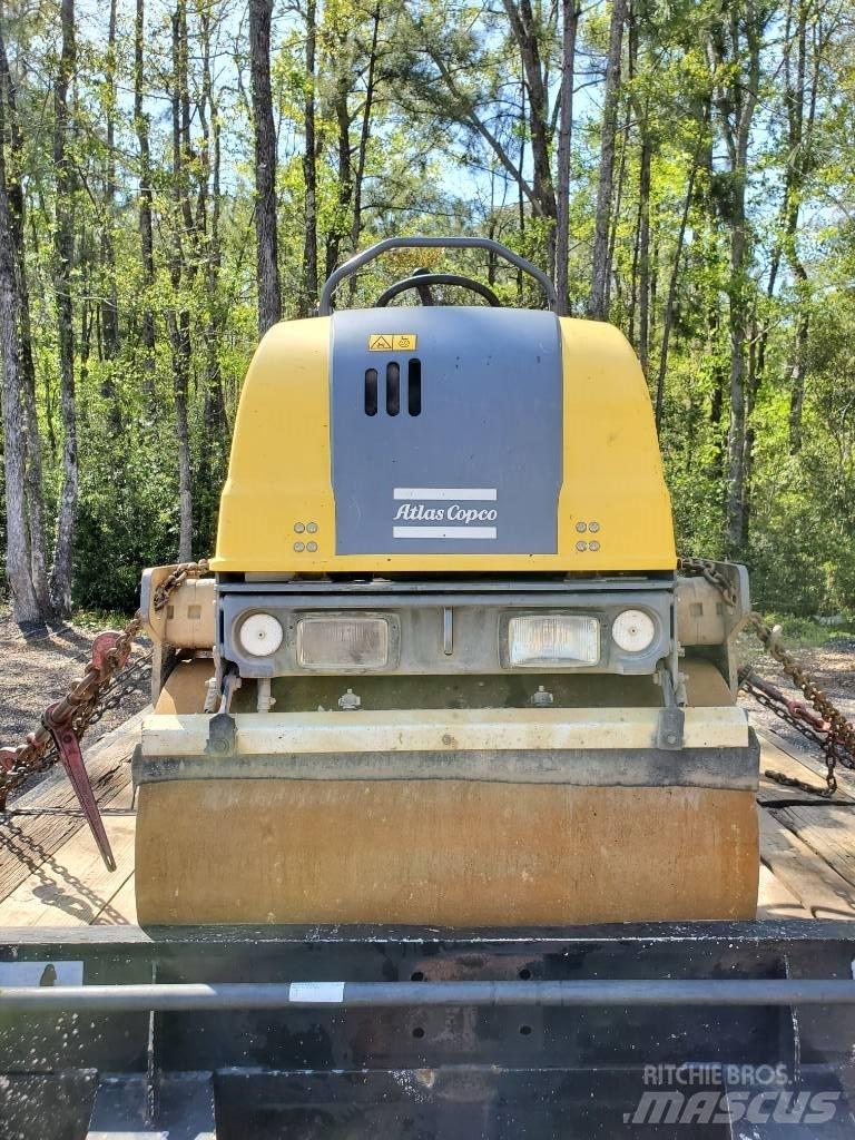 Dynapac CC 1000 Accessoires pour matériels travaux routiers
