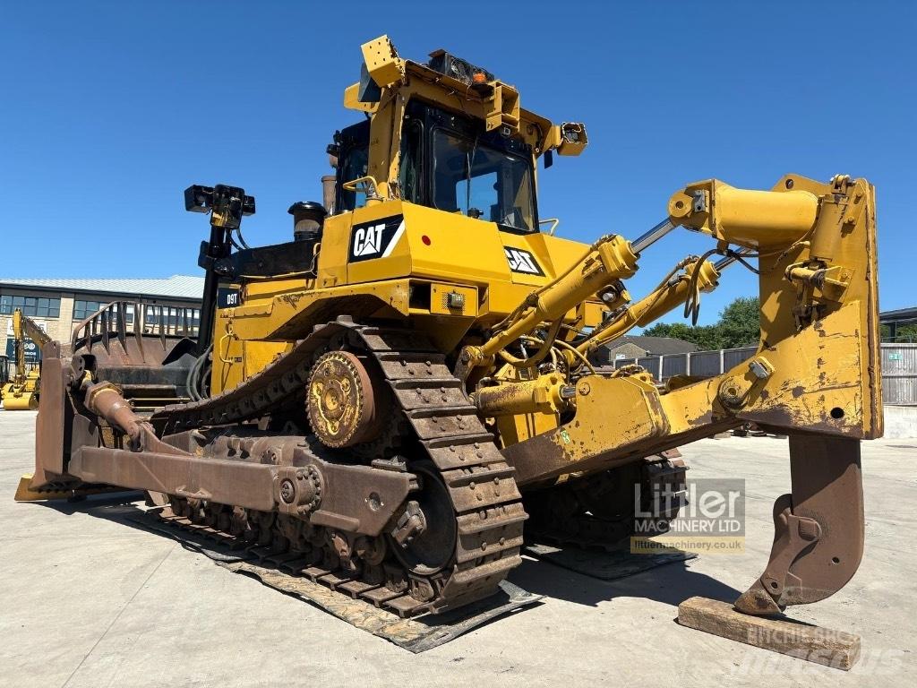 CAT D 9 T Bouteurs sur chenilles