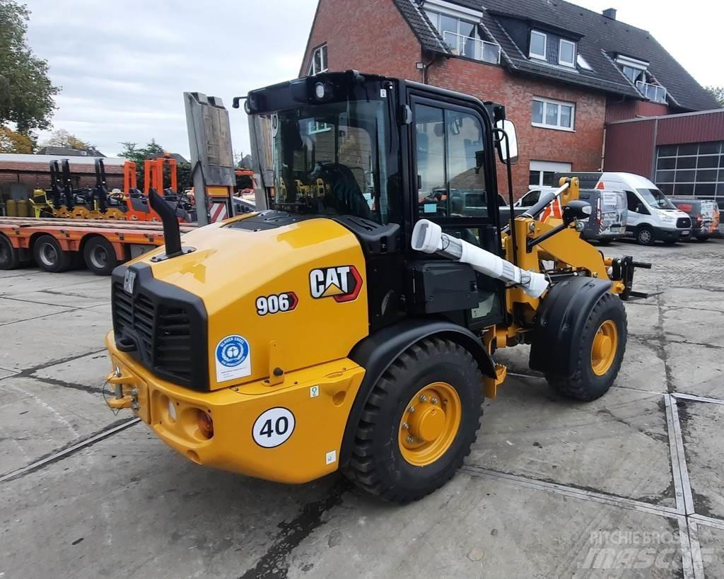 CAT 906 Chargeuse sur pneus