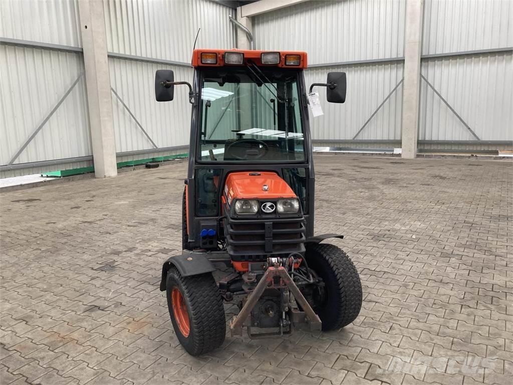 Kubota B2110 Micro tracteur
