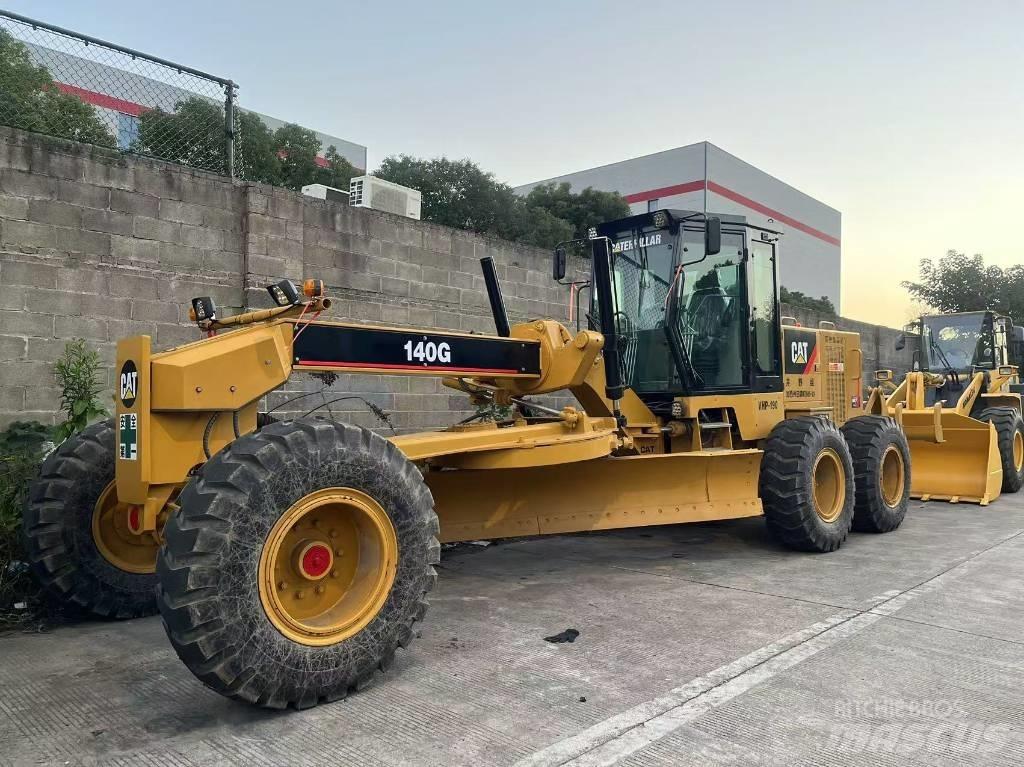 CAT 140 G Niveleuse