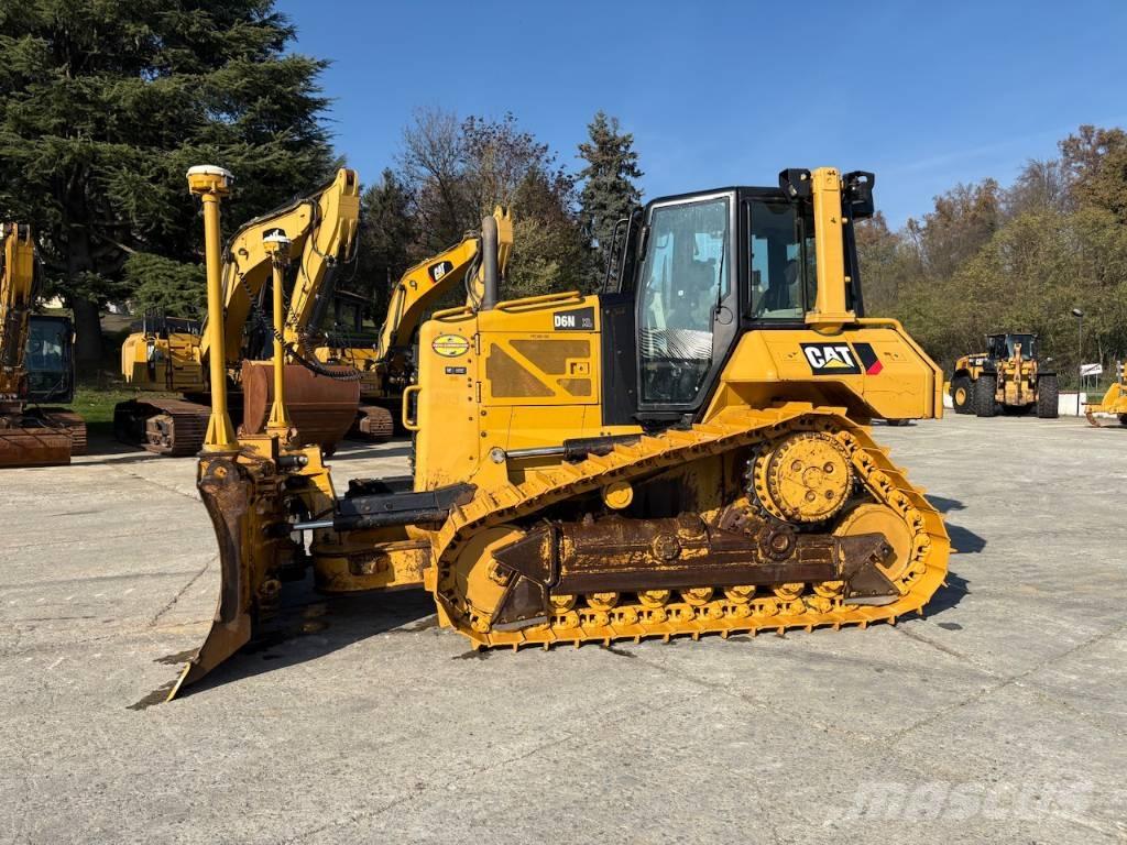 CAT D 6 N XL Bouteurs sur chenilles