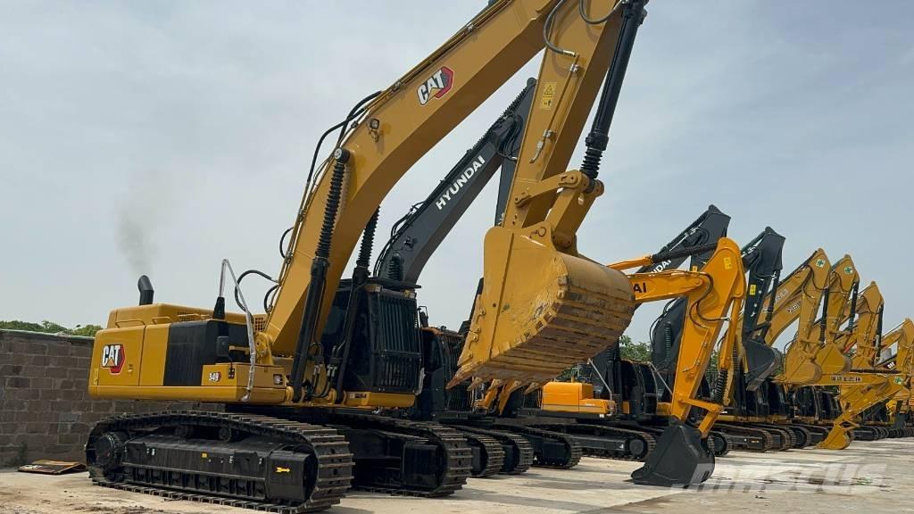 CAT 349 D L Pelle sur chenilles