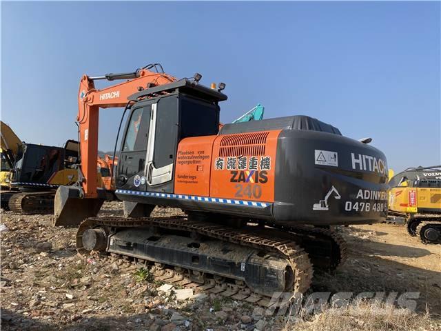 Hitachi ZX240 Pelle sur chenilles