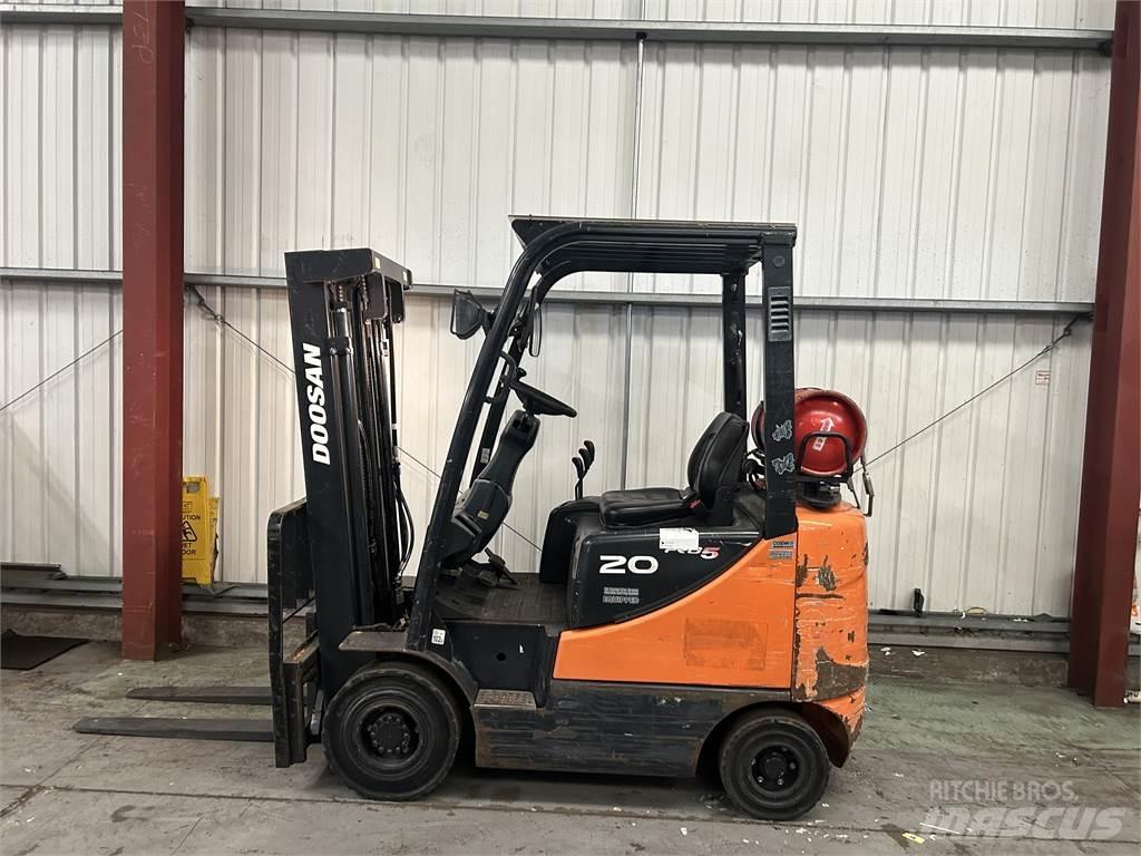 Doosan G20SC-5 Chariots GPL