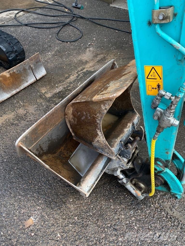 Kobelco SK 17 SR Mini pelle < 7t