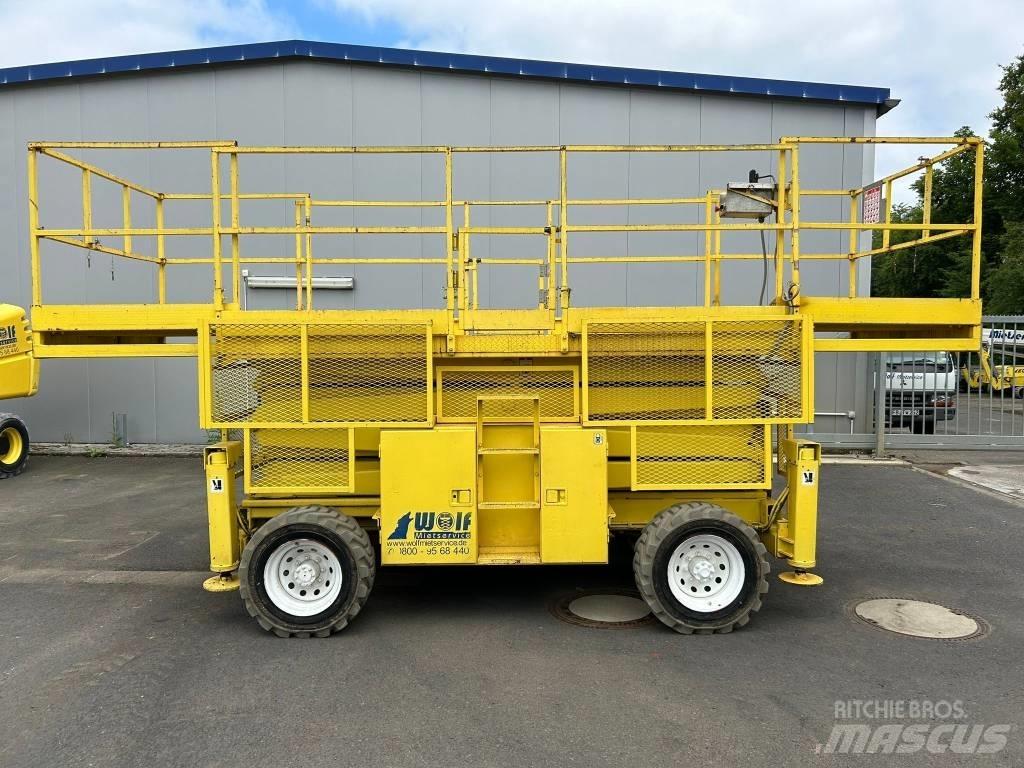 SkyJack SJ 8841 RT Nacelle ciseaux