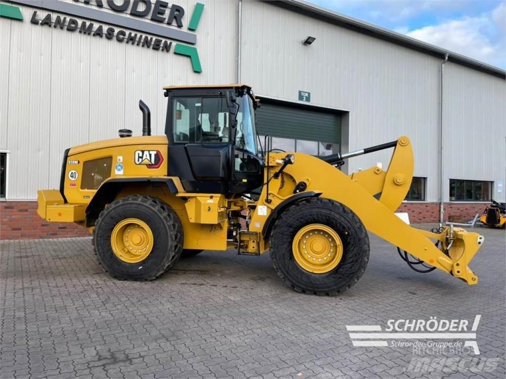 CAT 938 HL Chargeuse sur pneus