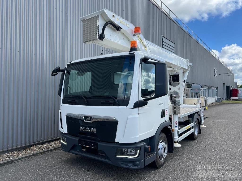 Palfinger P 300 KS Camion nacelle