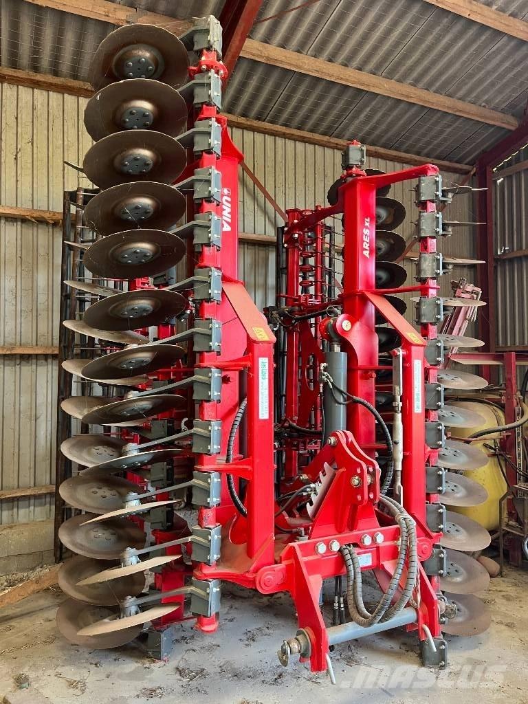 Unia Ares 600 Crover crop