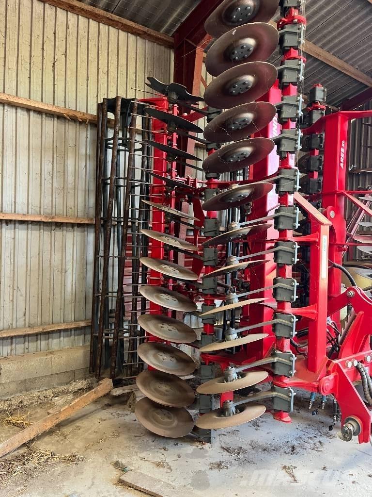 Unia Ares 600 Crover crop
