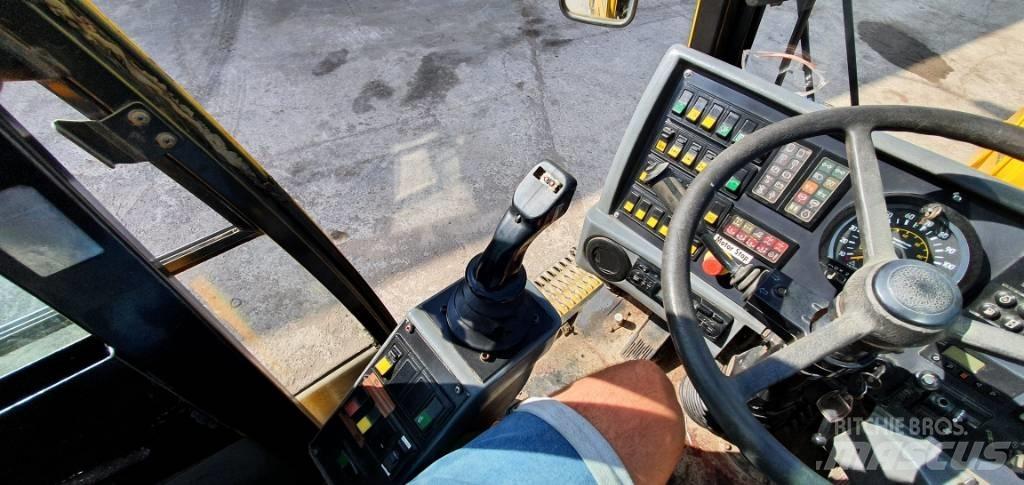 Demag AC 40-1 City Grues tout terrain