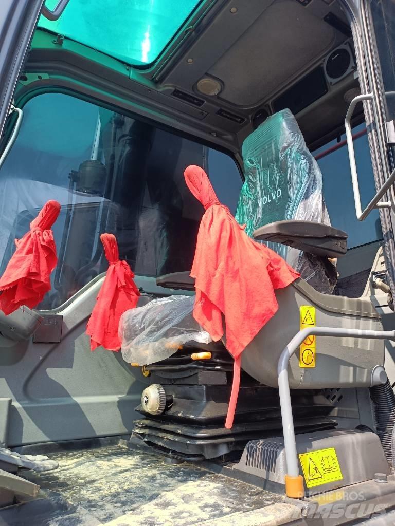 Volvo EC 240 Pelle sur chenilles
