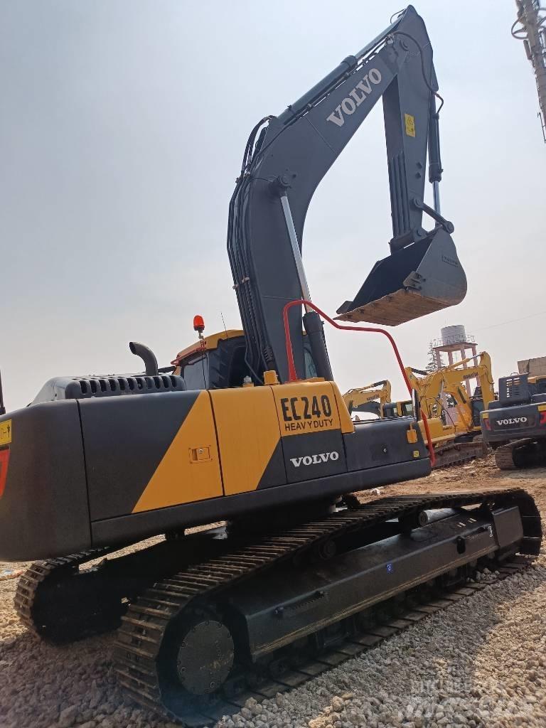 Volvo EC 240 Pelle sur chenilles