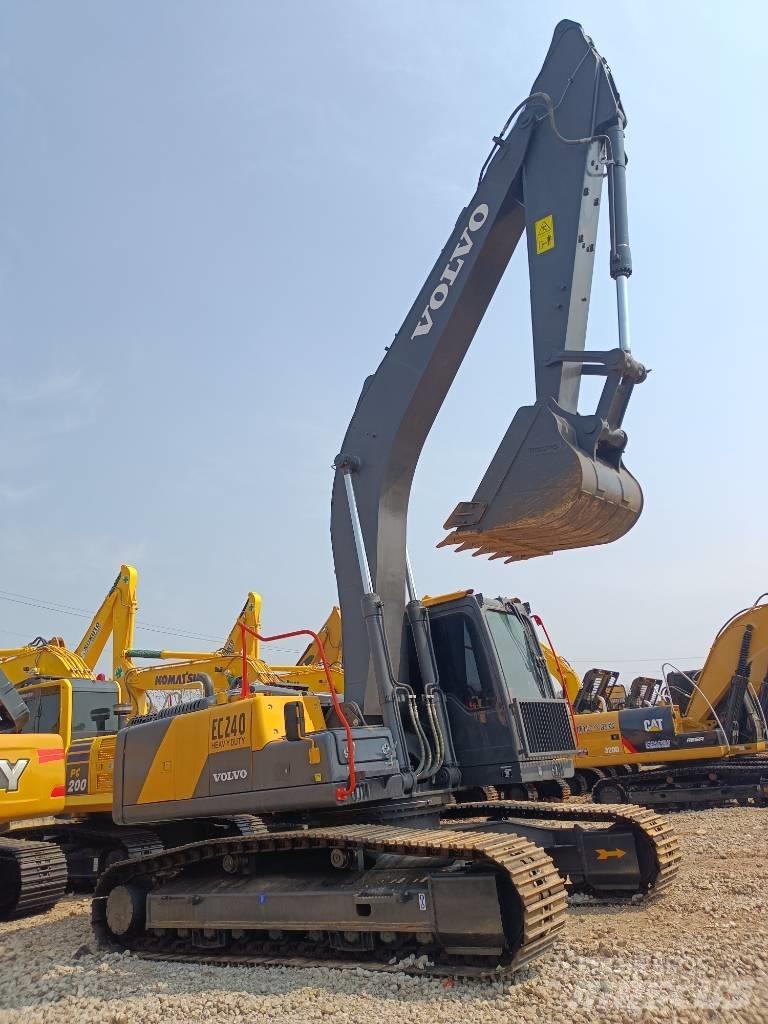 Volvo EC 240 Pelle sur chenilles