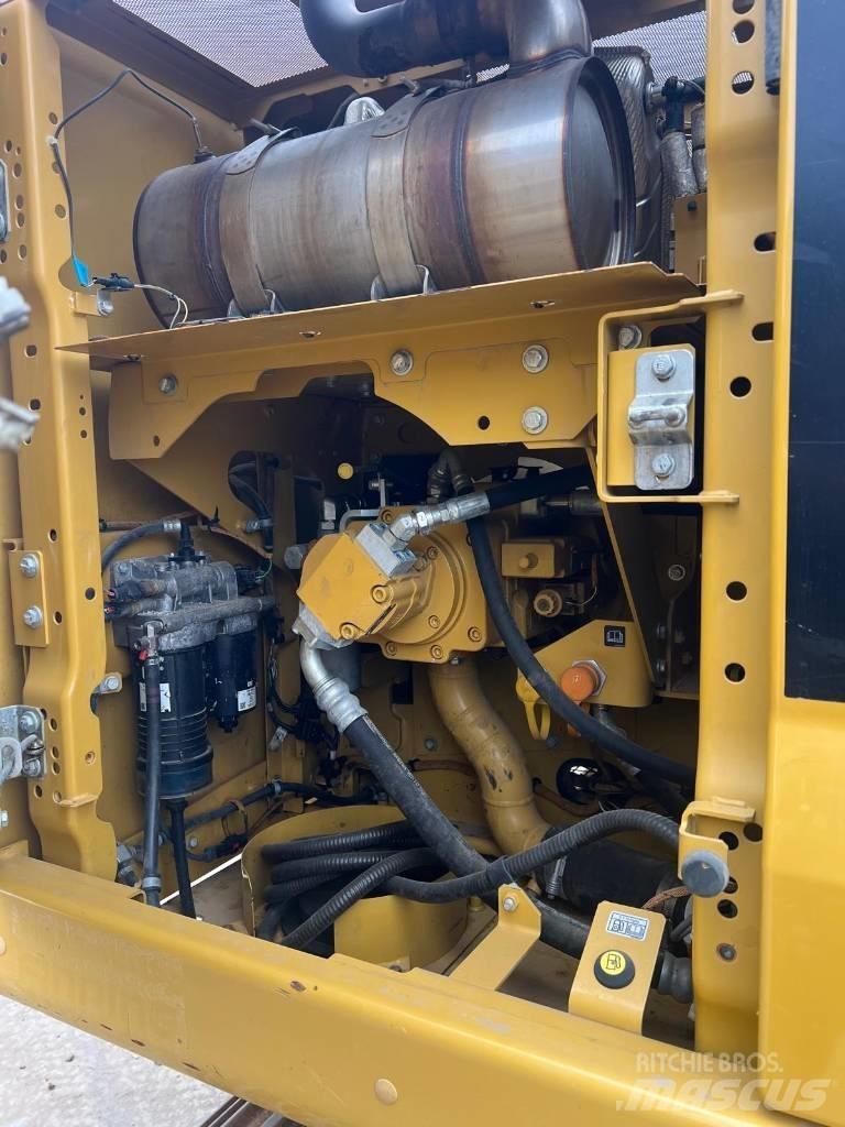 CAT 320 Pelle sur chenilles