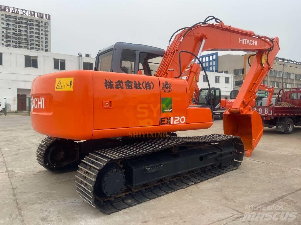 Hitachi EX 120 Pelle sur chenilles