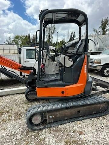 Hitachi ZX35U-5N Mini pelle < 7t