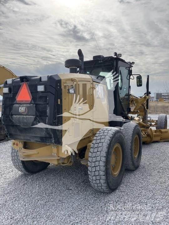 CAT 140 Niveleuse
