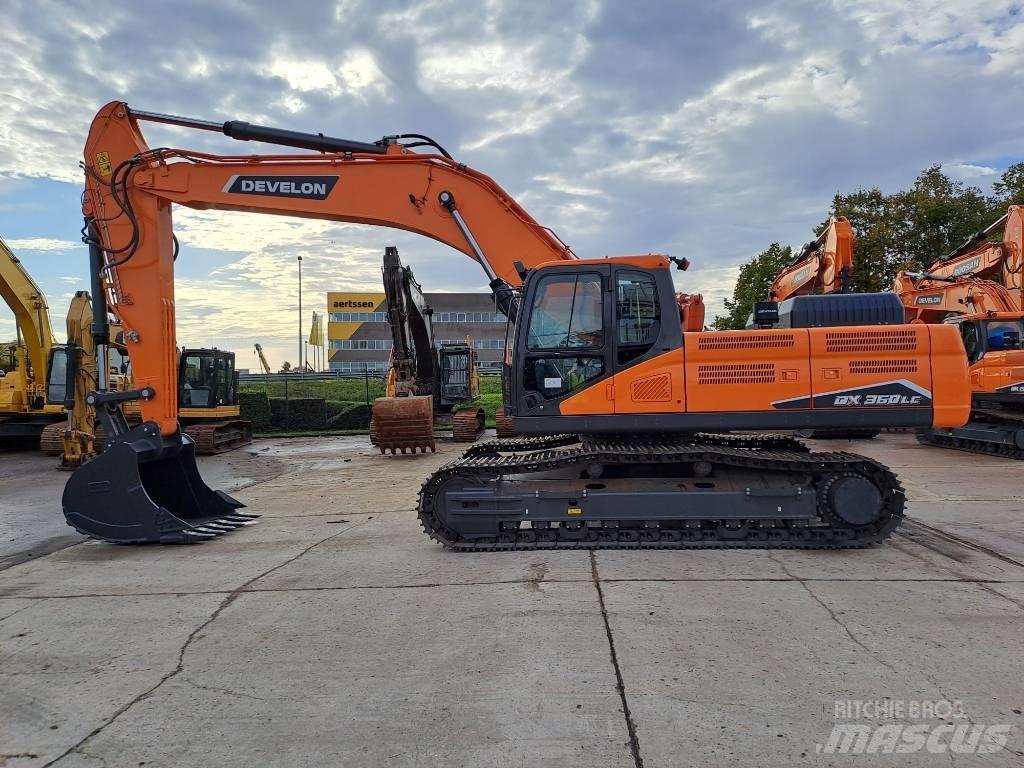 Develon DX360LC-7M Pelle sur chenilles