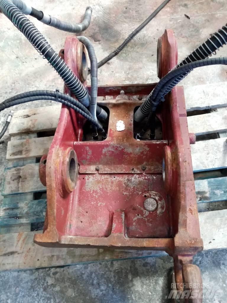 OilQuick 70/50 Attache rapide pour godet