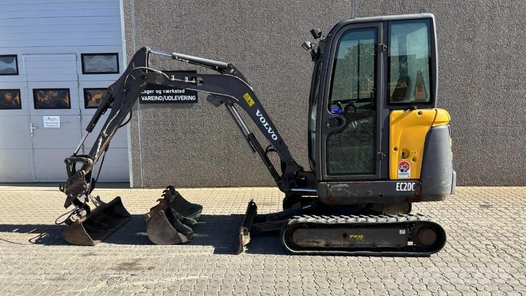 Volvo EC 20 C Mini pelle < 7t