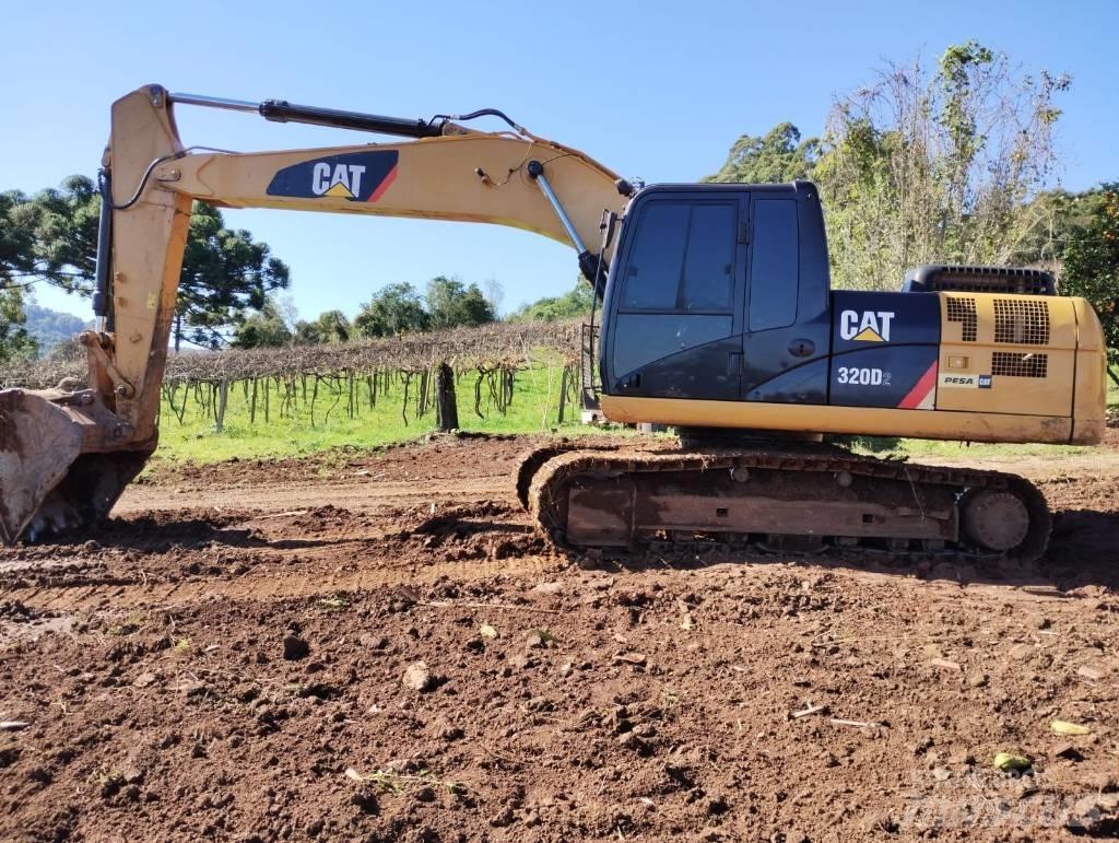 CAT 320D2 Pelle sur chenilles