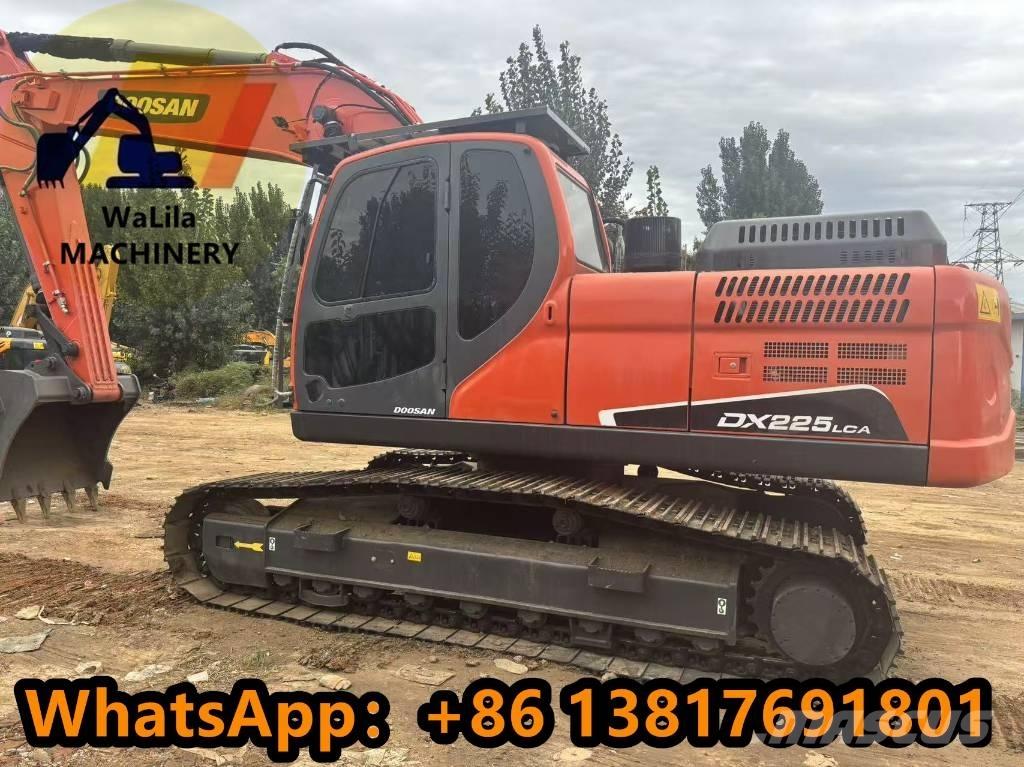 Doosan DX 225 LCA Pelle sur chenilles