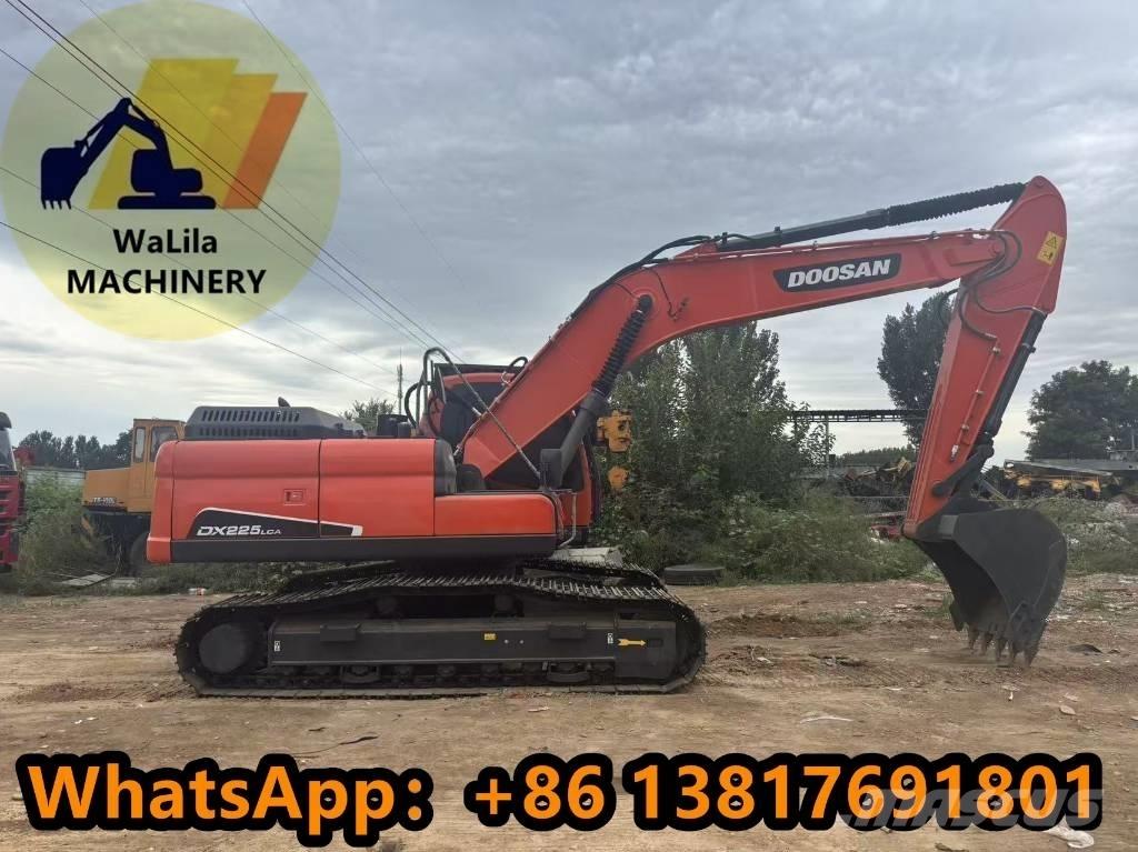 Doosan DX 225 LCA Pelle sur chenilles
