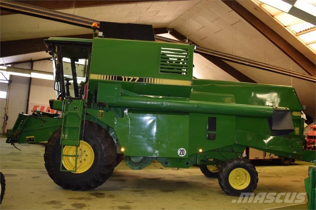 John Deere 1177 Moissonneuse batteuse