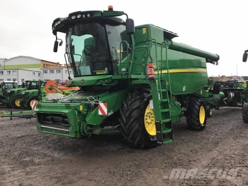 John Deere T 660 i Moissonneuse batteuse