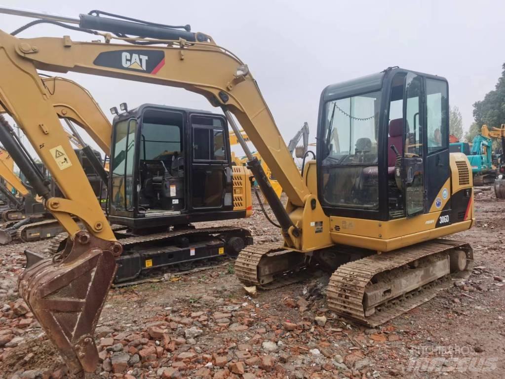 CAT 306D Pelle sur chenilles