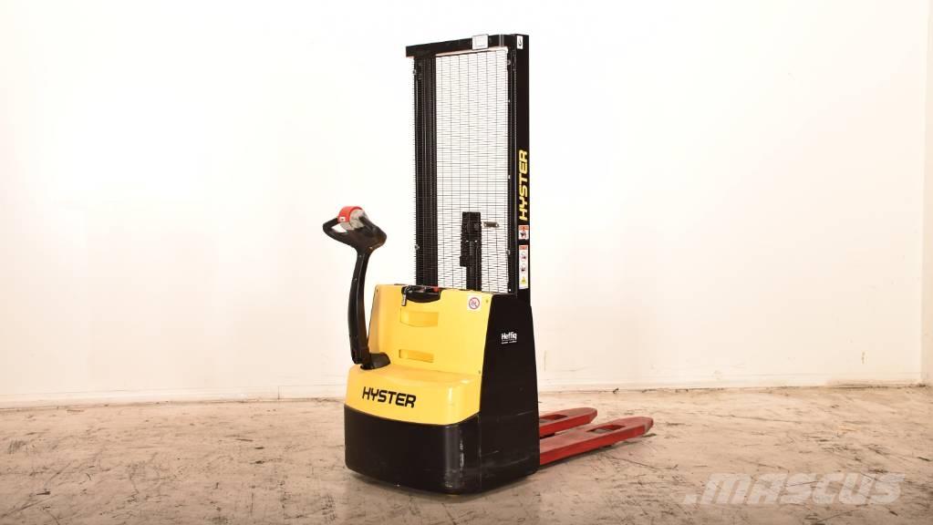 Hyster S 1.0E Gerbeur accompagnant