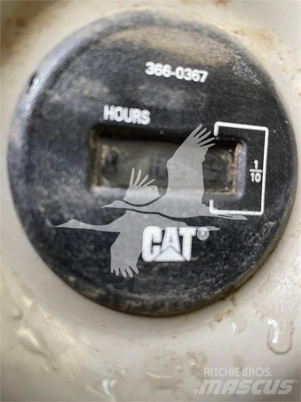 CAT 325C Pelle sur chenilles