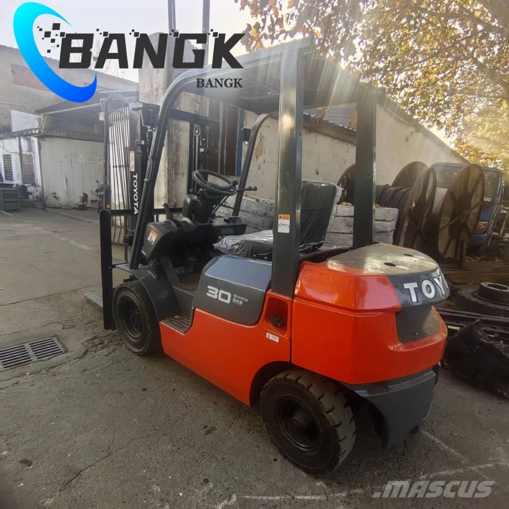 Toyota 7F30 Chariots diesel