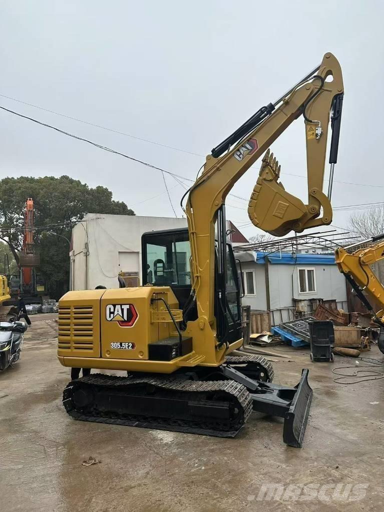 CAT 305.5E2 Mini pelle < 7t