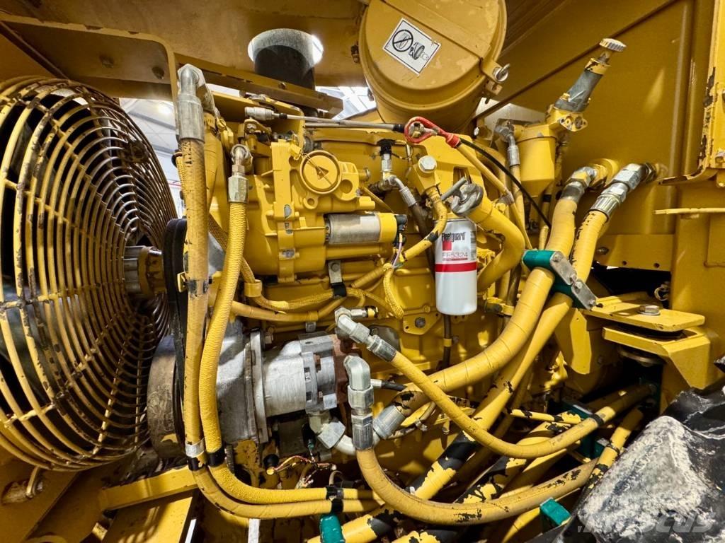 CAT CS 563 C Rouleaux monocylindre