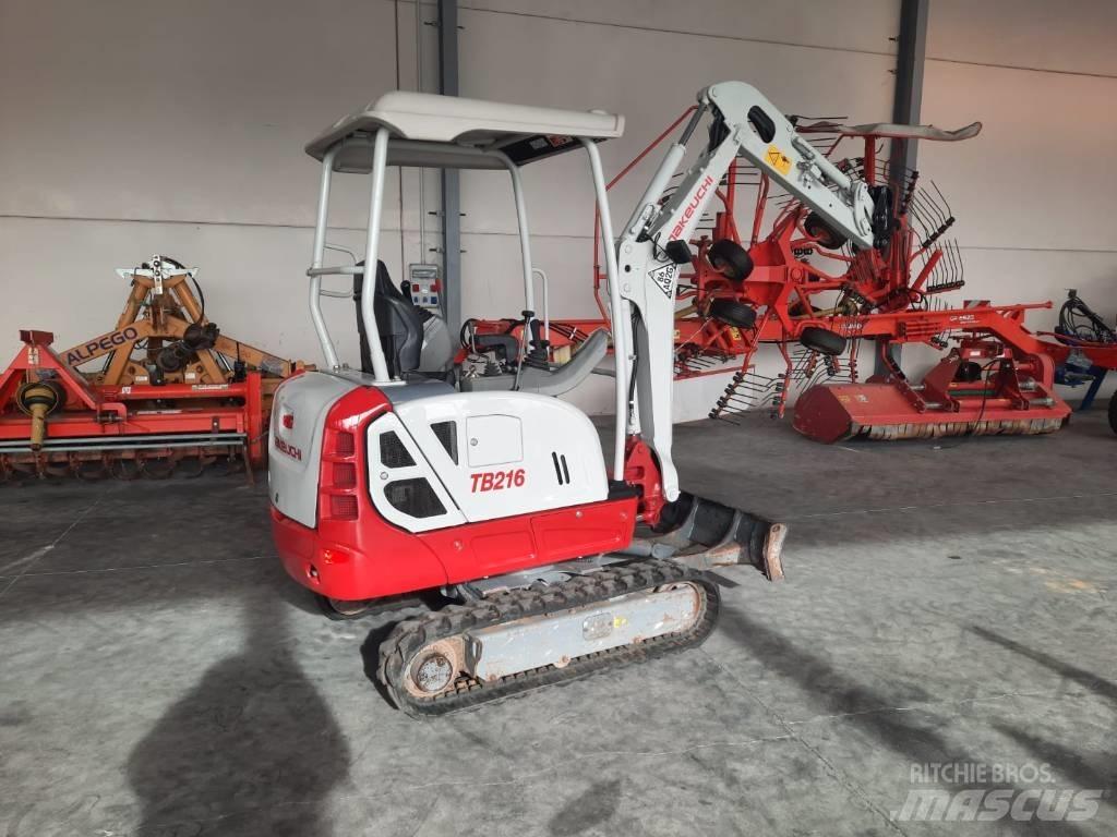 Takeuchi TB216 Mini pelle < 7t
