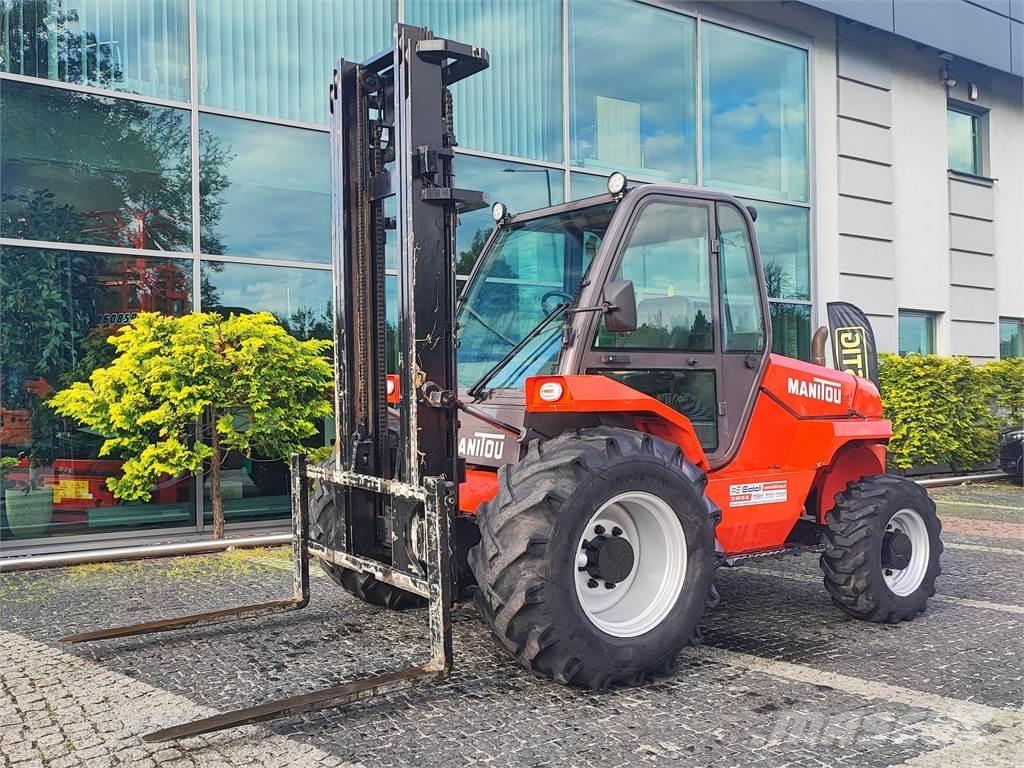 Manitou M26-4 Chariot tout terrain