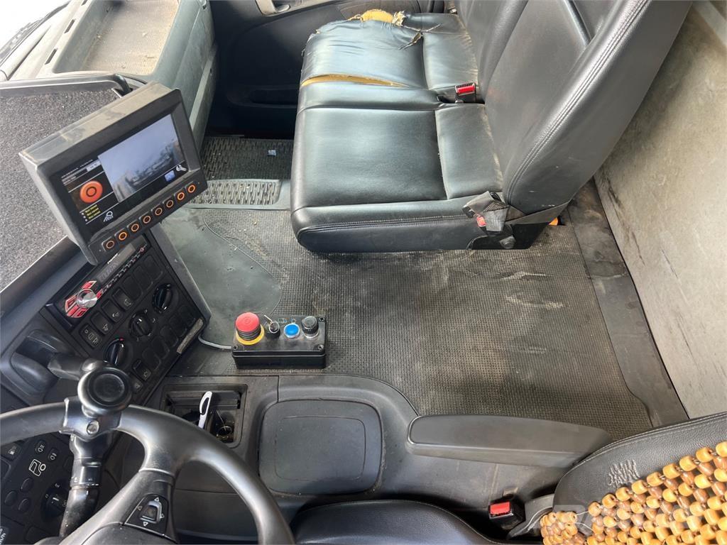 Scania P320 Châssis cabine