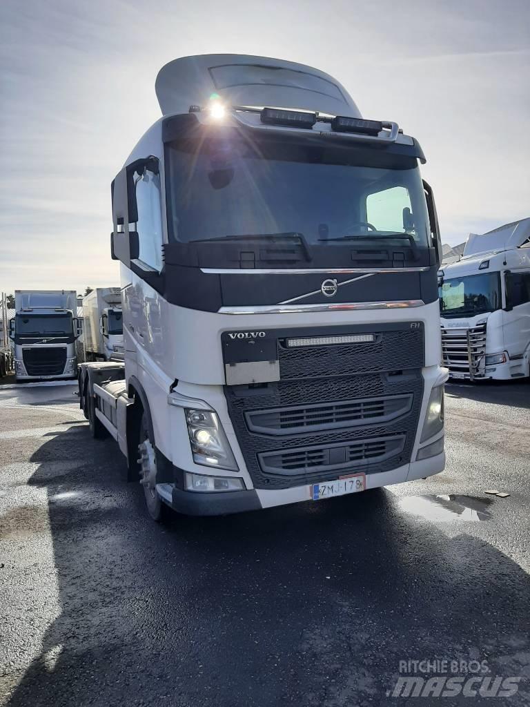 Volvo FH 13 Camion porte container